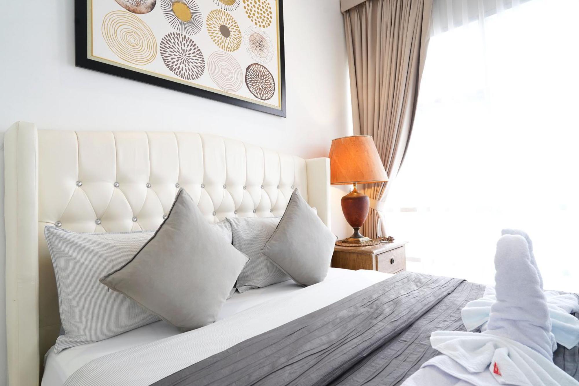 2br Lucky Tower Old Town Floor Gasthuis