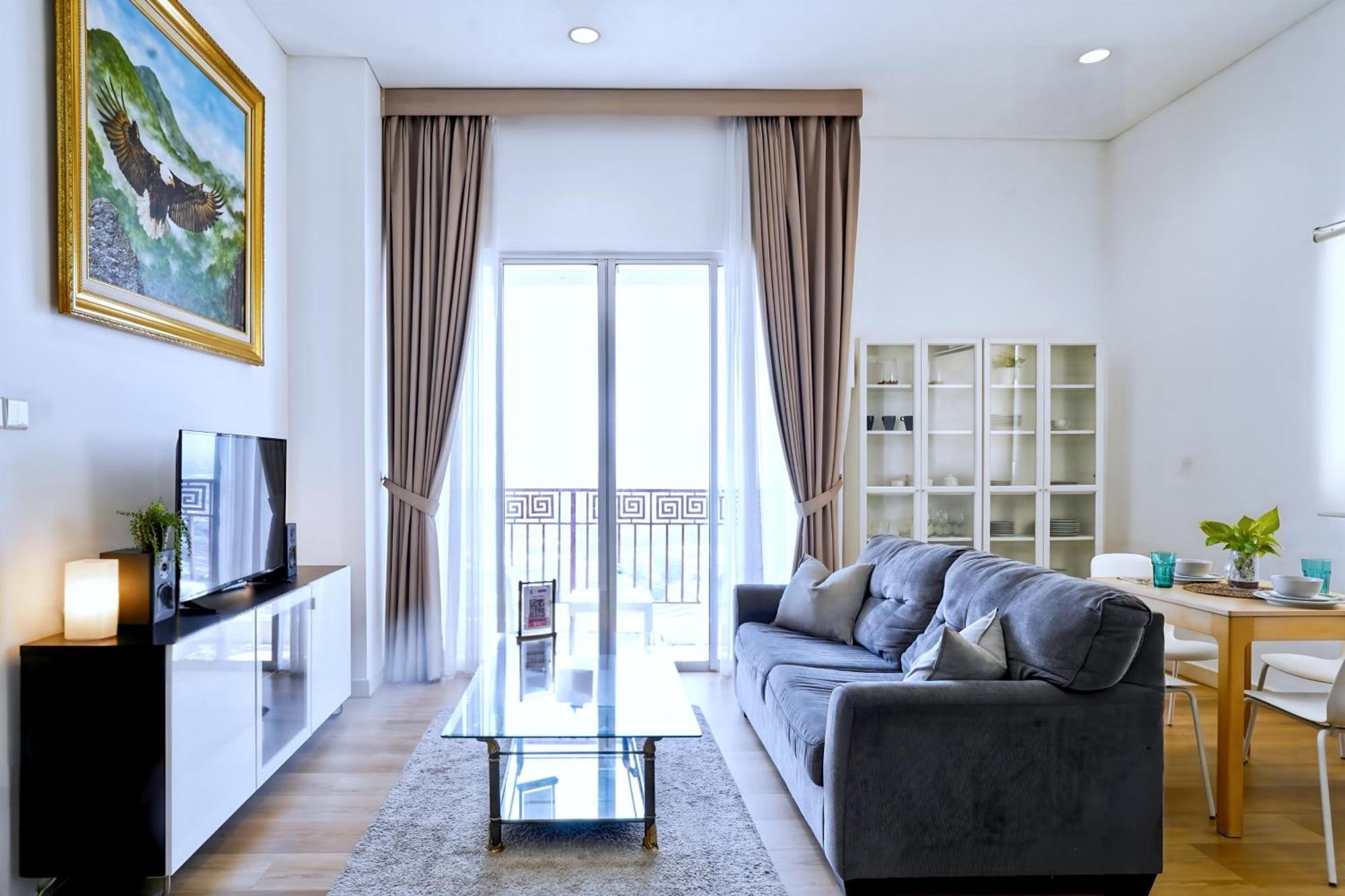 2br Lucky Tower Old Town Floor
